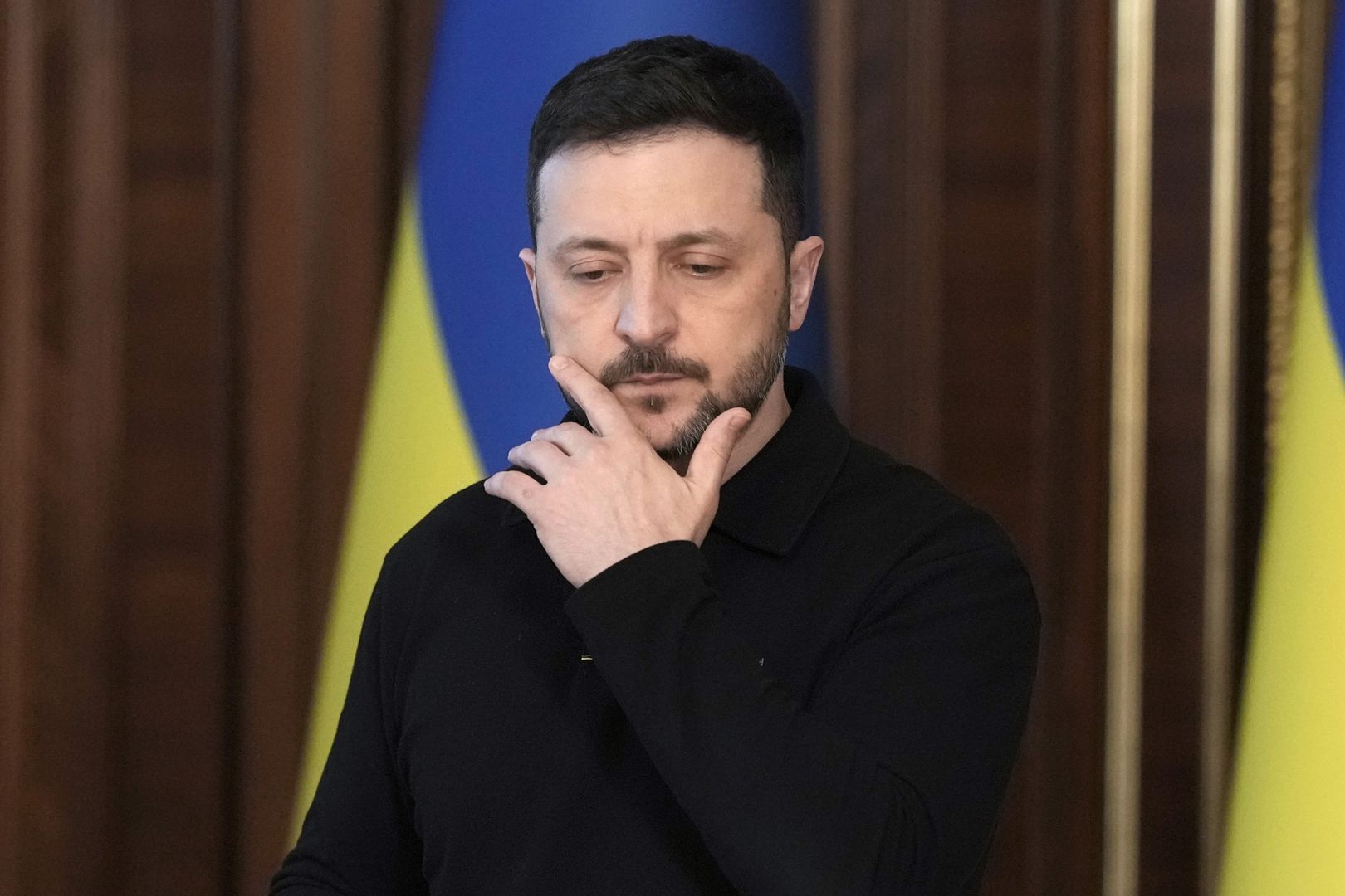"Bezwarunkowe zawieszenie broni". Zełenski zapowiada rozmowy