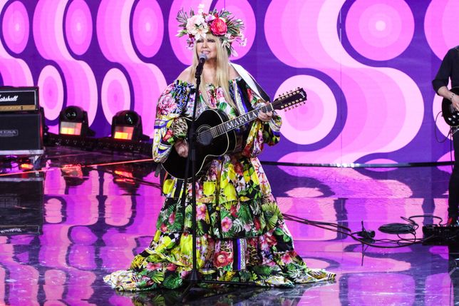 Opole, 19.06.2022. Występ Maryli Rodowicz podczas koncertu �Tych lat nie odda nikt � przeboje 70-lecia� w trzecim dniu 59. Krajowego Festiwalu Piosenki Polskiej w Opolu, 19 bm. (amb) PAP/Krzysztof Świderski