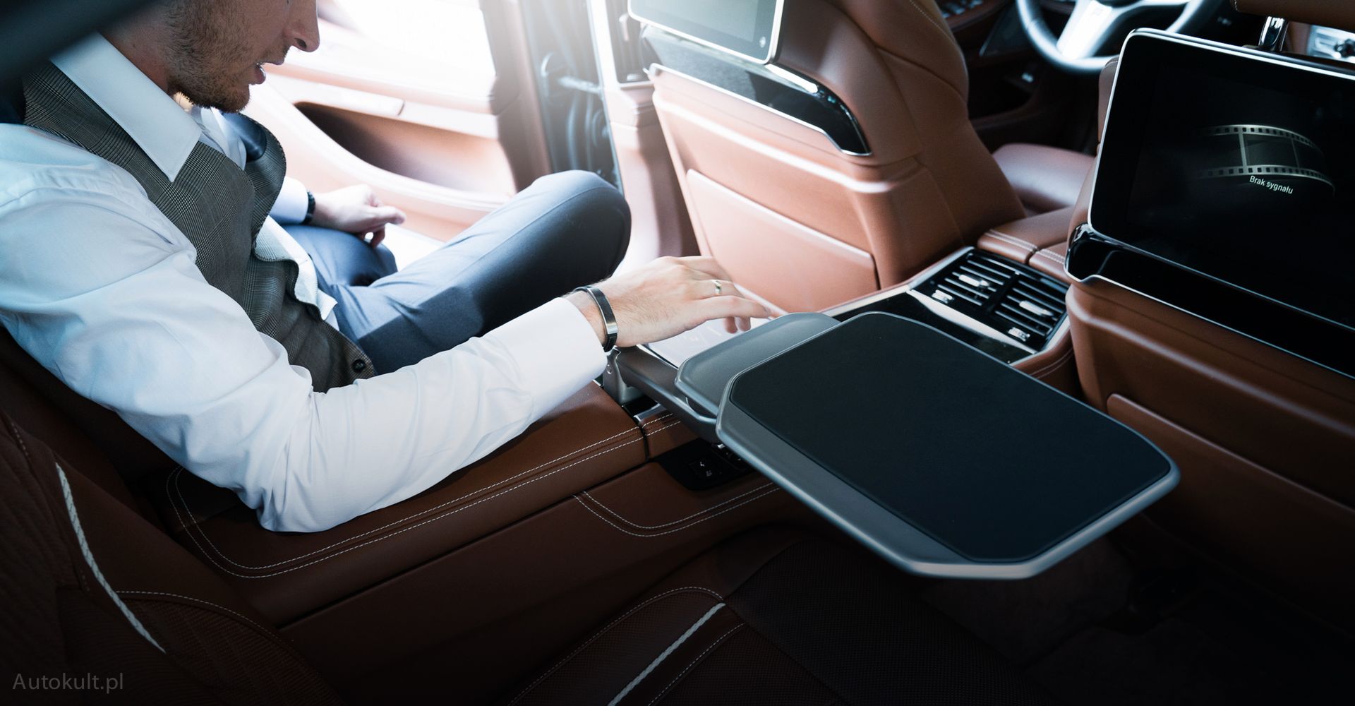 BMW M760Li xDrive (2018) (fot. Arnaud Taquet)