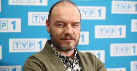Zmiany w Trójce. Zniknęła audycja Redbada Klynstry-Komarnickiego
