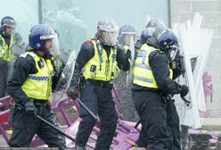 Działo się w nocy. Zamieszki w Wielkiej Brytanii. Wdarli się do hotelu z imigrantami