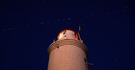 Starlink nad Polską. Jeszcze masz szansę zobaczyć kosmiczny pociąg