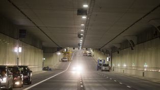Tunele w Polsce. Jak bezpiecznie z nich korzystać? Czego nie wolno robić?