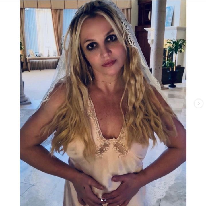 Britney Spears powinna uwolnić się od byłego męża? "Żyje na jej koszt"
