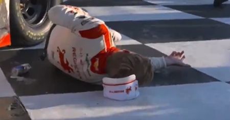 Kierowca NASCAR wyjawił stan zdrowia po absurdalnym wypadku