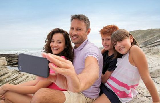 ZPR Media i Play wysyłają na wakacje