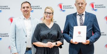 Lubraniec: Miasto inwestuje w sport. Szkolny kompleks zyska nowe ogrodzenie, oświetlenie..
