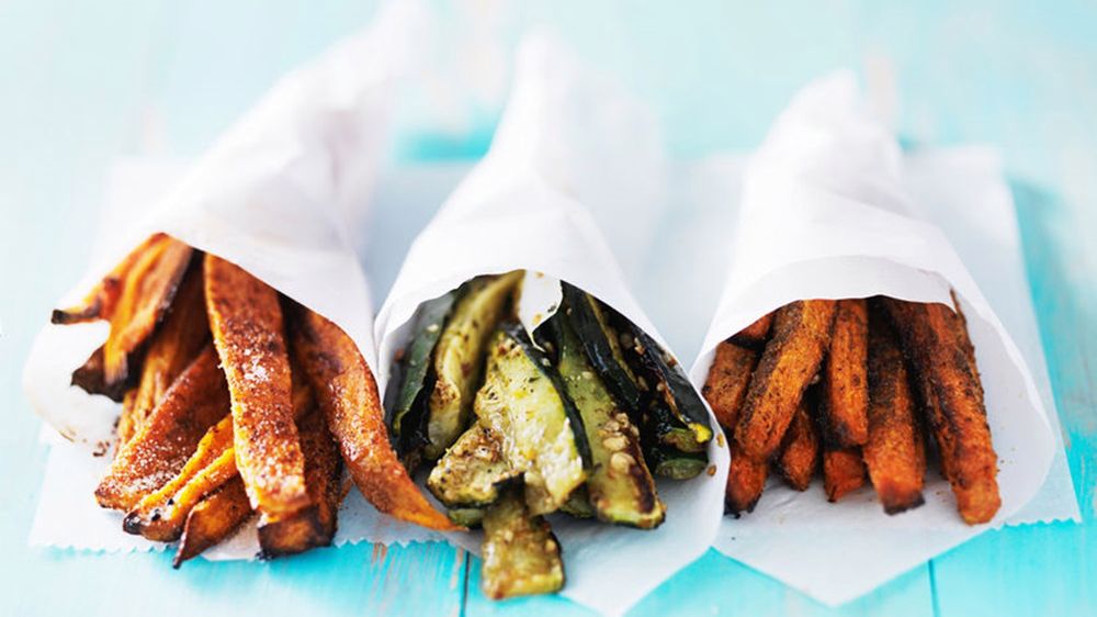 Kolorowe frytki z różnych warzyw to wspaniała alternatywa dla tych przyrządzanych z ziemniaków