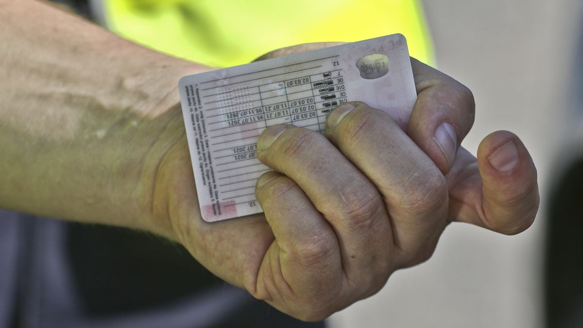 Uzyskanie prawa jazdy na dodatkową kategorię może być bardziej kosztowne, niż zakładaliśmy