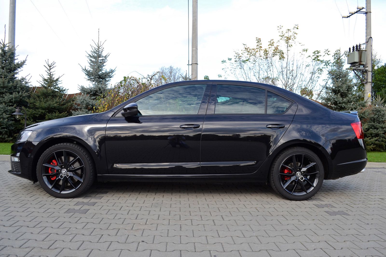 Test Škoda Octavia RS 2.0 TSI – men in black 4