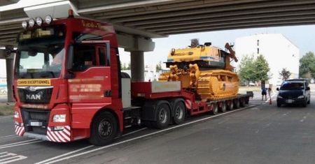 Ciężarówka ważyła ponad 70 ton. Nielegalny transport będzie słono kosztował