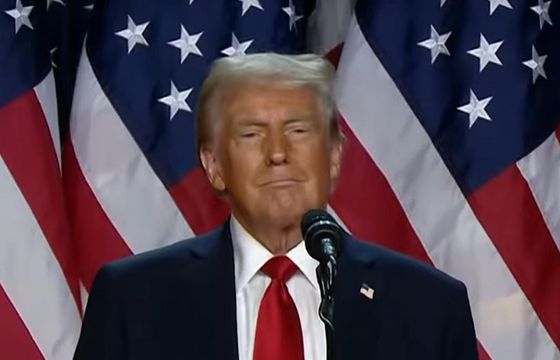 Nieprawda o wyroku za gwałt. Telewizja zapłaci za zniesławienie Trumpa