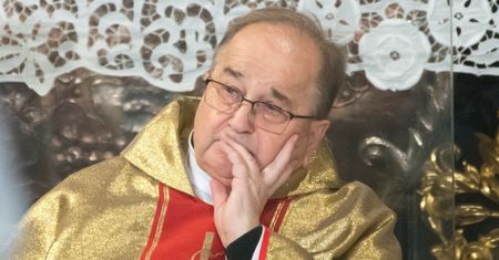Jak mieszka Tadeusz Rydzyk? Twierdzi, że nie miał nawet łóżka
