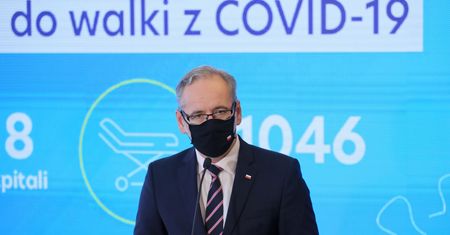 Niedzielski: Wzrost liniowy ograniczyłby rozwój pandemii do 15-18 tys. zakażeń