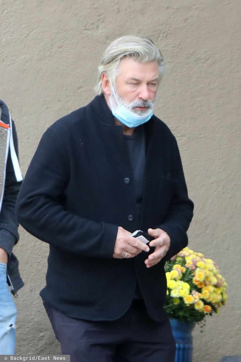 Alec Baldwin na spotkaniu z rodziną Halyny Hutchins