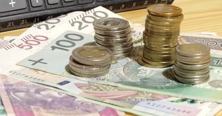 "Na rynku widać objawy paniki". Co z walutami? Najnowsza prognoza