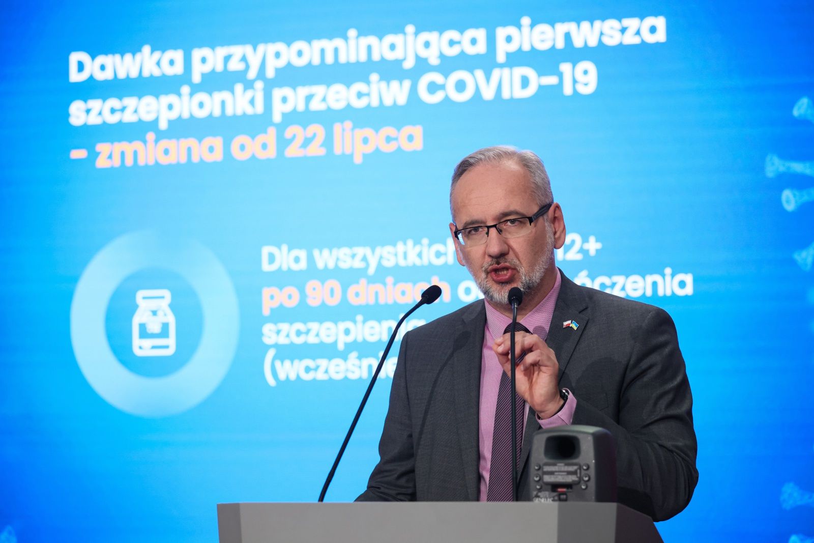 Adam Niedzielski o czwartej dawce szczepionki przeciwko COVID-19