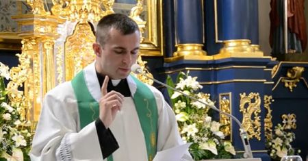 Sprzątnąłeś kwiaty z grobu zmarłego? Stanowcze słowa księdza
