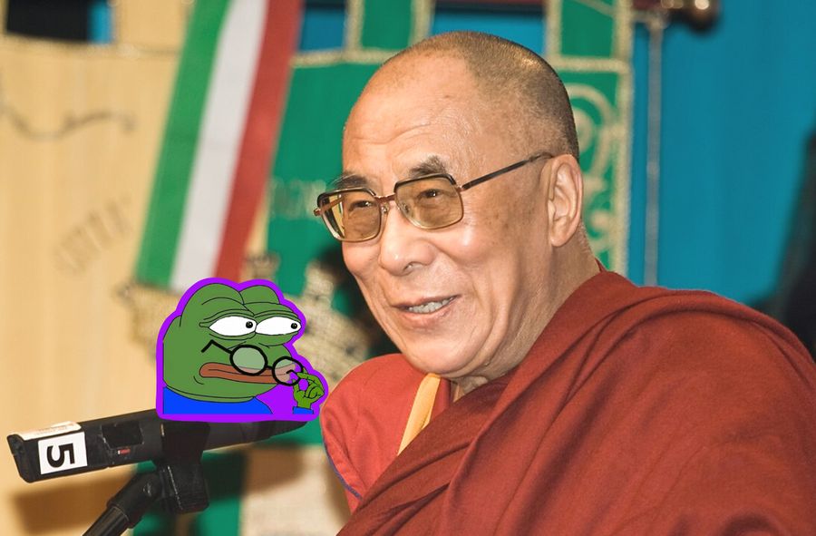 Dalajlama całuje chłopca i przeprasza