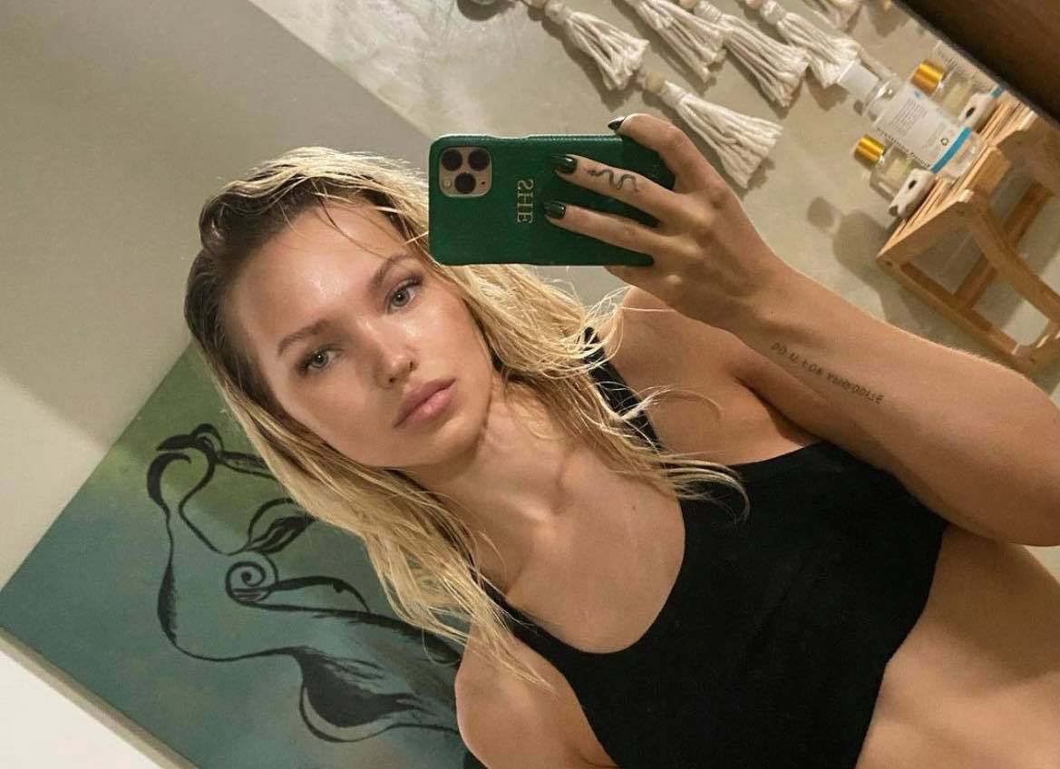 Dove Cameron