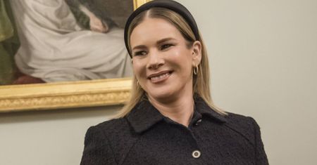 Tak wyglądała w Białym Domu. Postawiła na modny total look