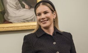 Tak wyglądała w Białym Domu. Postawiła na modny total look