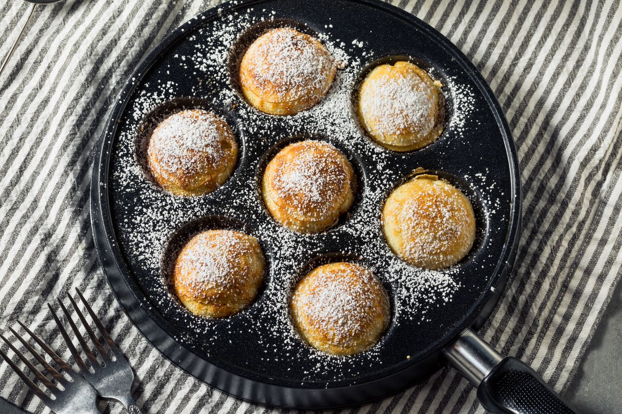 Danish skillet doughnuts