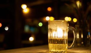 Pszczyna. Bez prawa jazdy, z promilami, trójką dzieci i pijaną żoną