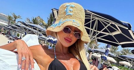 Zalotna Julia Dybowska okupuje leżak, prężąc zgrabne ciało na dubajskim słońcu (FOTO)