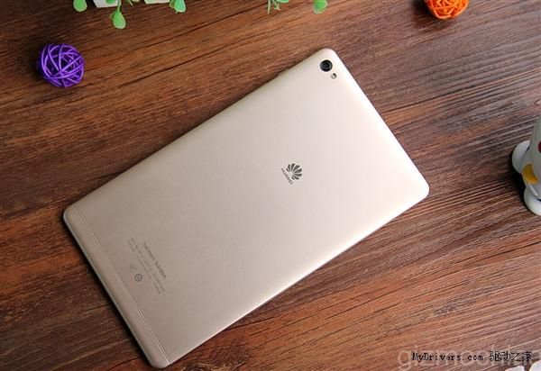 #wSkrócie: Huawei Mediapad M2 oficjalnie i Nexus 5 (2015) w benchmarkach 5