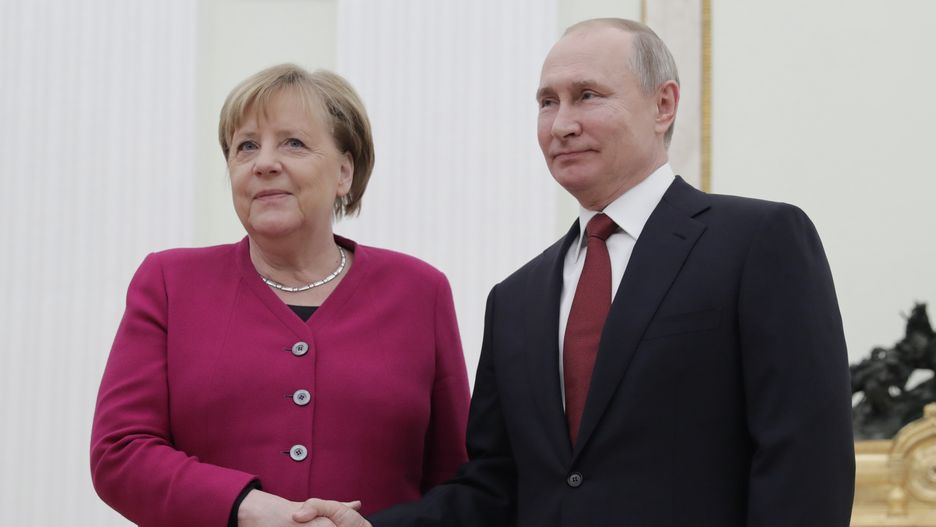 MOSCOW, RUSSIA - JANUARY 11, 2020: Germany's Chancellor Angela Merkel (L) and Russia's President Vladimir Putin shake hands during a meeting at the Moscow Kremlin. Mikhail Metzel/TASS (Photo by Mikhail Metzel\TASS via Getty Images)