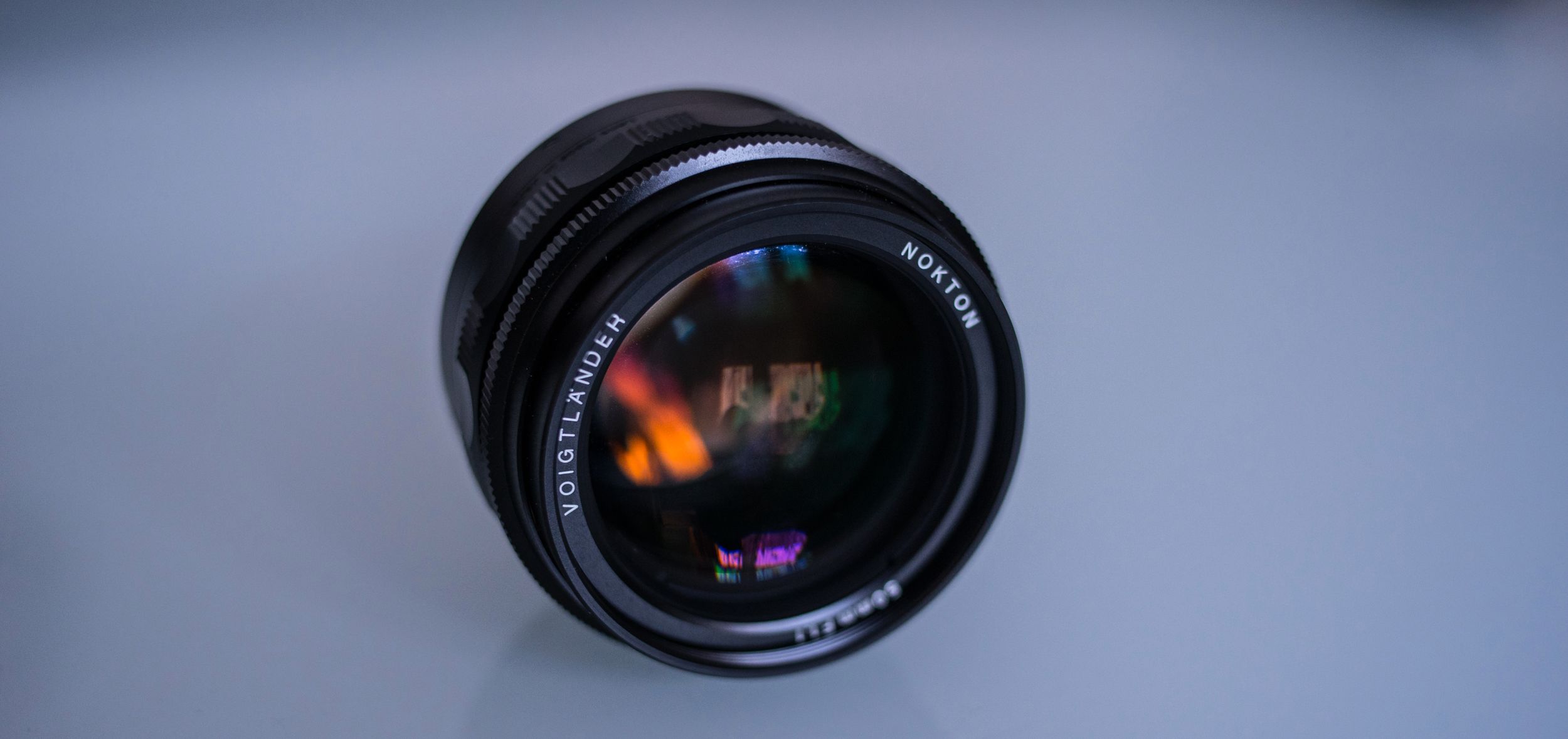 Voigtländer VM 50 mm f/1.1 Nokton - bardzo jasna pięćdziesiątka, która kreuje własną rzeczywistość [test] 12