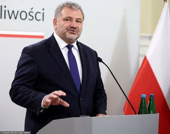 Prokuratura bada powiązania ZondaCrypto z  fundacjami Ziobry i Wiplera. "Istotny przełom"