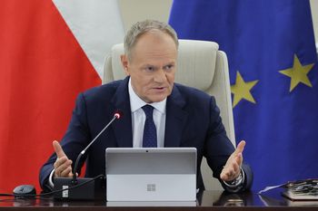 Setki Polaków uciekło z Bliskiego Wschodu. Tusk szykuje samoloty