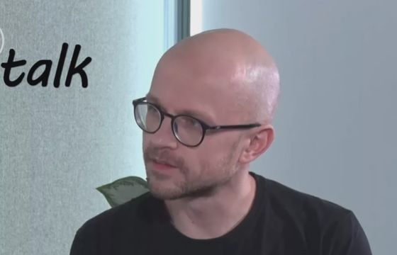 Trójka z nową audycją muzyczną. W nocy o rapie