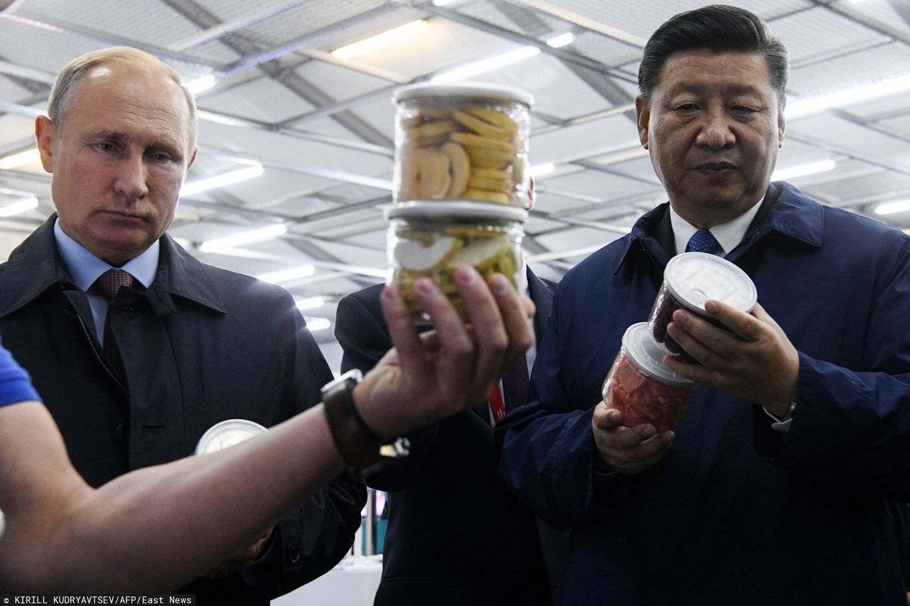 Prezydent Rosji Władymir Putin i prezydent Chin Xi Jinping
