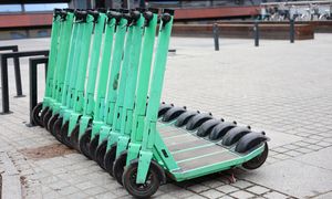 Niemcy wzięli się za hulajnogi elektryczne. Bundestag zaostrza przepisy