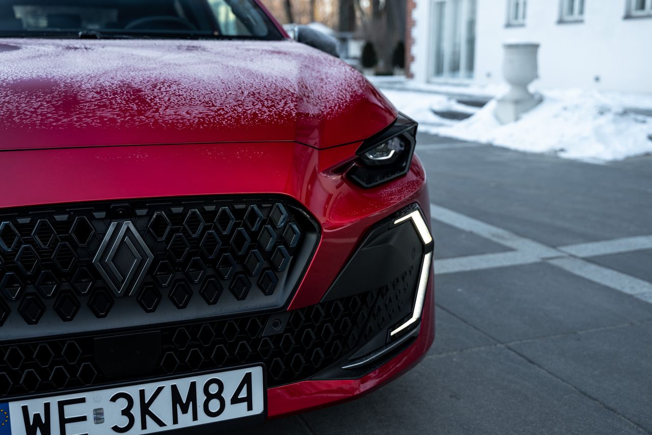 Renault szykuje zwolnienia. Nawet 20 proc. inżynierów straci pracę