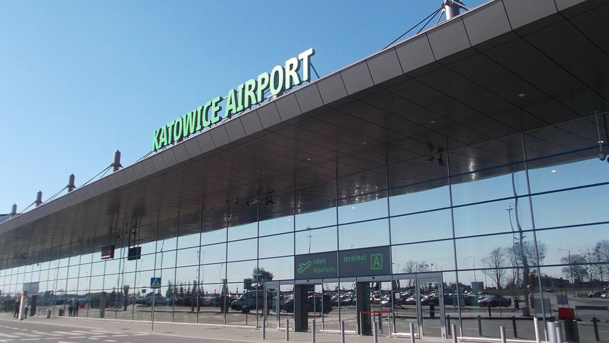 Ewakuacja na lotnisku w Katowicach. Powodem porzucony bagaż
