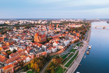 Pogoda w Toruniu. Prognoza na wtorek 26 maja. Słonecznie, bez opadów i łagodny wiatr z zachodu