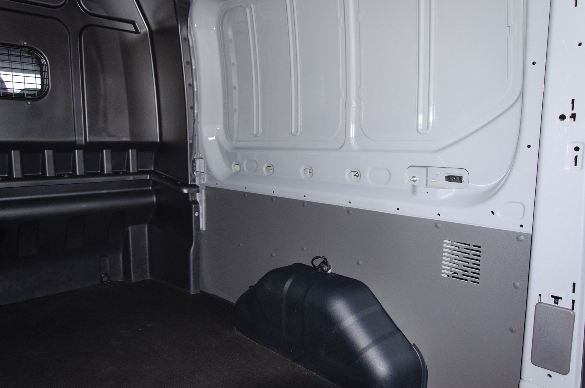 Ford Transit Trail (2023)