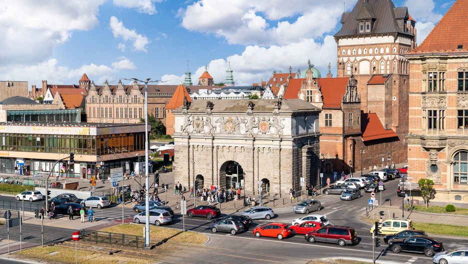 Budowa tunelu pod Motławą odciążyłaby trasę prowadzącą przez Główne Miasto w Gdańsku. Obecnie główny ruch toczy się tuż koło najcenniejszych zabytków miasta