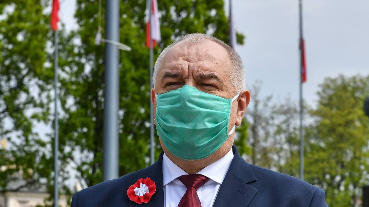 Sasin zapytany o obniżki pensji w rządzie nie wytrzymał