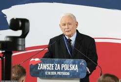 Kaczyński bije się w pierś i kreśli drogę powrotu do władzy. Głosy z kongresu PiS