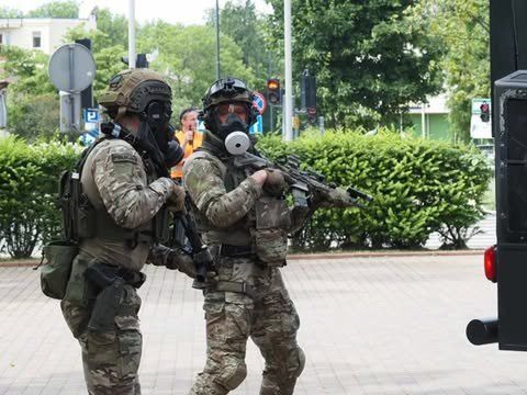 Akcja kontrterrorystów na Uniwersytecie Łódzkim miała dynamiczny charakter