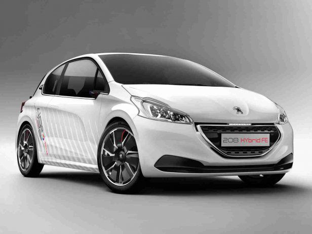 Peugeot 208 Hybrid FE Concept - francuska Scuderia?