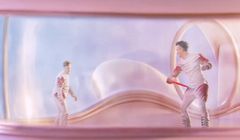 Kręgosłup klienta, któremu wypadły wydatki, w reklamach Konta za Zero w PKO BP