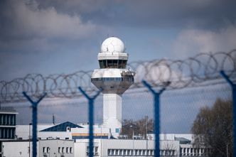 38 startów i lądowań. Tyle dzieli Lotnisko Chopina od kluczowego limitu