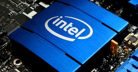Czym będą się wyróżniać nowe płyty główne Intel 200?