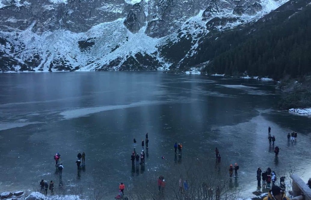 Morskie Oko. Bezmyślność turystów powala